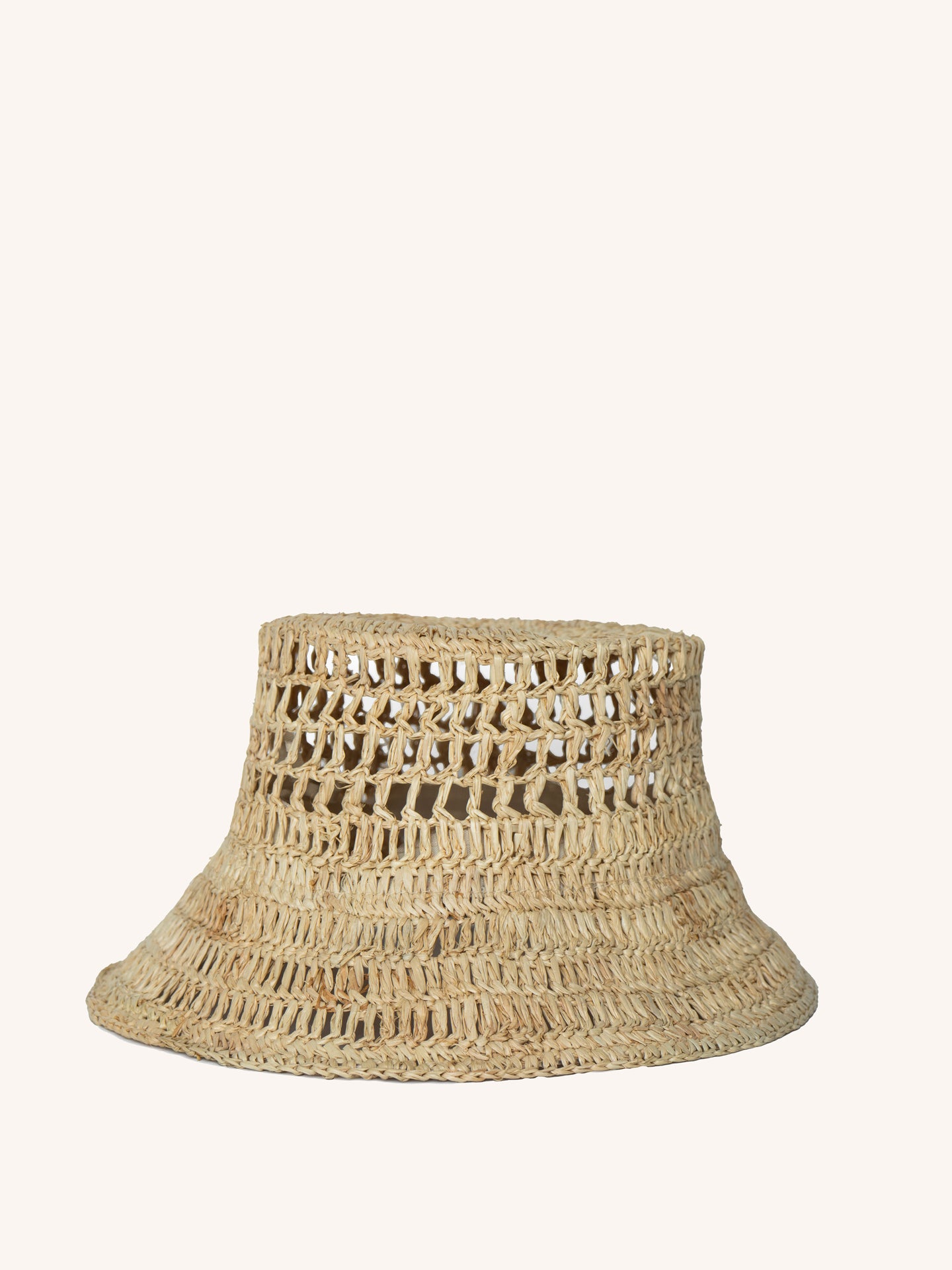 The Straw Bucket