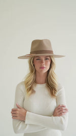 The Cut Bolo - Taupe